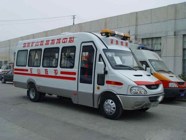 救護(hù)車(chē)購(gòu)買(mǎi)的時(shí)候注意事項(xiàng)有哪些？這一點(diǎn)非常重要01